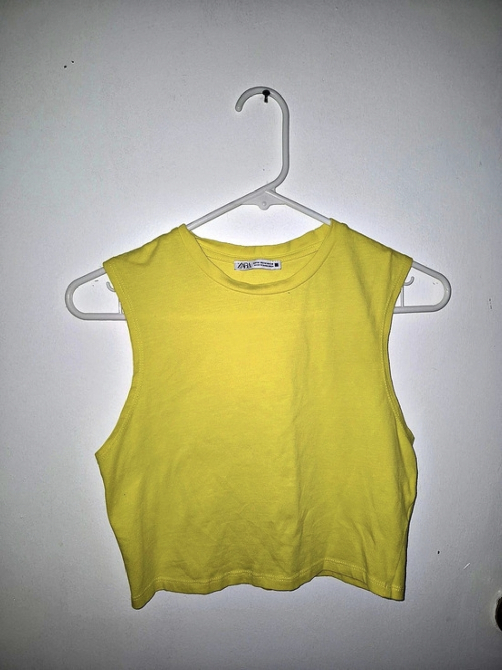 Zara Yellow Muscle Tee - Picture 1 of 2